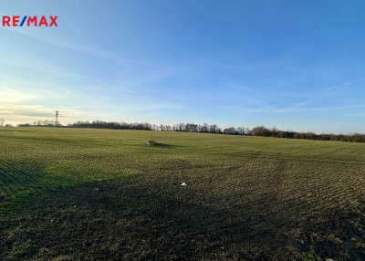 Prodej zemědělského pozemku, 67156 m2, Velké Přílepy