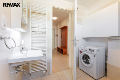 Pronájem bytu 2+kk, 55 m2, Praha