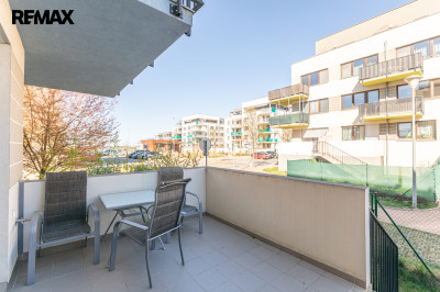 Pronájem bytu 2+kk, 55 m2, Praha