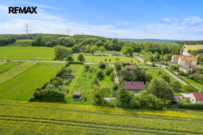 Prodej pozemku pro bydlení, 950 m2, Mořina