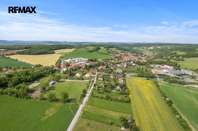 Prodej pozemku pro bydlení, 950 m2, Mořina