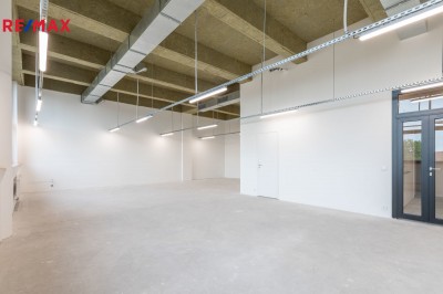 Pronájem prostoru kanceláří, 141 m2, Praha
