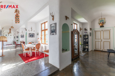 Prodej historického objektu, 2200 m2, Tábor