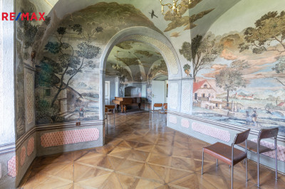 Prodej historického objektu, 2200 m2, Tábor