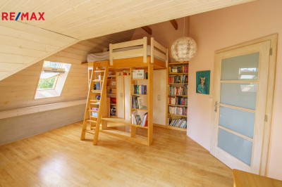 Prodej rodinného domu, 262 m2, Svárov