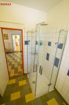 Prodej rodinného domu, 262 m2, Svárov