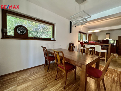 Pronájem rodinného domu, 220 m2, Hrusice