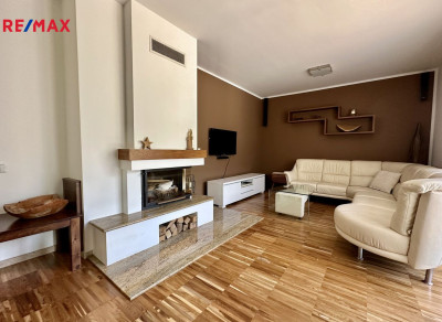 Pronájem rodinného domu, 220 m2, Hrusice