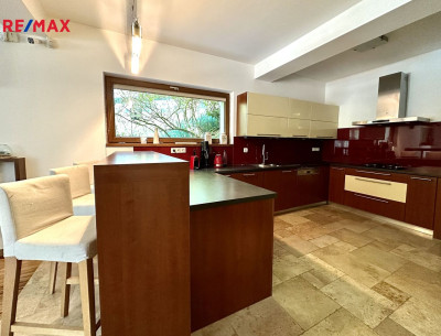 Pronájem rodinného domu, 220 m2, Hrusice