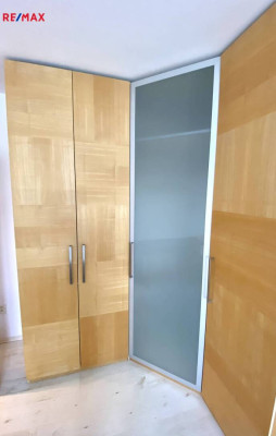 Pronájem bytu 2+kk, 52 m2, Praha