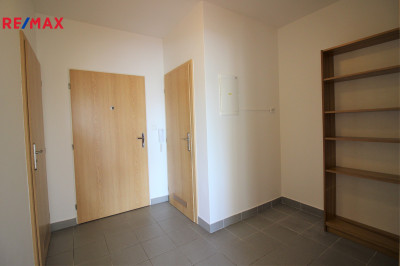 Pronájem bytu 2+kk, 50 m2, Praha