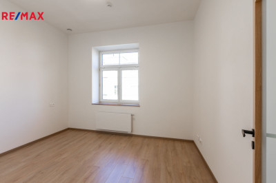 Pronájem bytu 2+kk, 42,58 m2, Praha