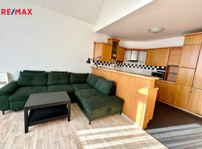 Prodej bytu 4+kk, 109 m2, Dolní Břežany