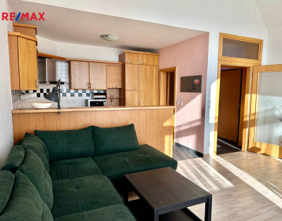 Prodej bytu 4+kk, 109 m2, Dolní Břežany