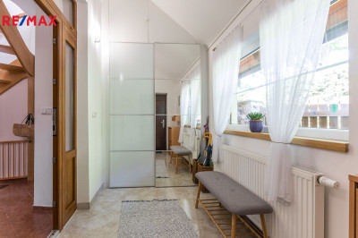 Prodej rodinného domu, 200 m2, Bezděkov