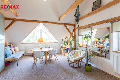 Prodej rodinného domu, 200 m2, Bezděkov