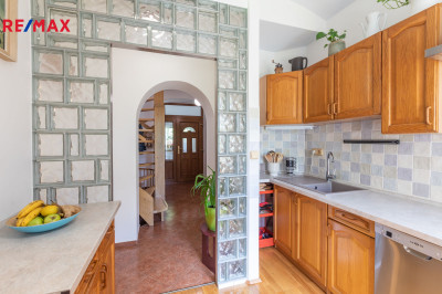 Prodej rodinného domu, 200 m2, Bezděkov