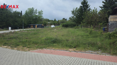 Pronájem pozemku pro bydlení, 809 m2, Černolice