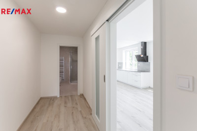 Prodej bytu 3+kk, 77 m2, Lety