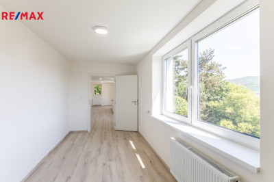 Prodej bytu 3+kk, 77 m2, Lety