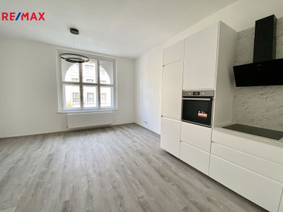 Prodej bytu 3+kk, 100 m2, Praha