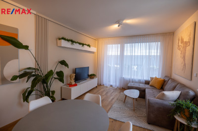 Pronájem bytu 2+kk, 62 m2, Praha