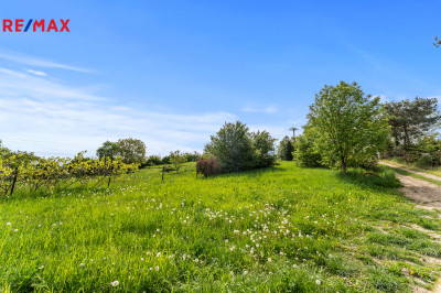 Prodej pozemku pro bydlení, 950 m2, Mořina