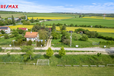 Prodej pozemku pro bydlení, 950 m2, Mořina