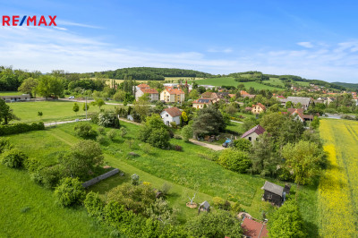 Prodej pozemku pro bydlení, 950 m2, Mořina