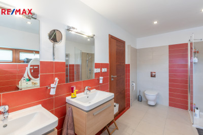 Prodej rodinného domu, 301 m2, Beroun