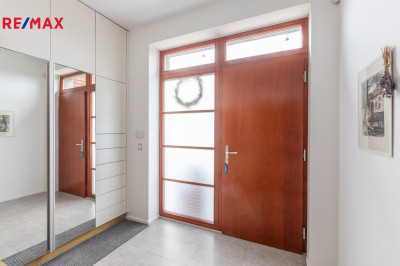 Prodej rodinného domu, 301 m2, Beroun