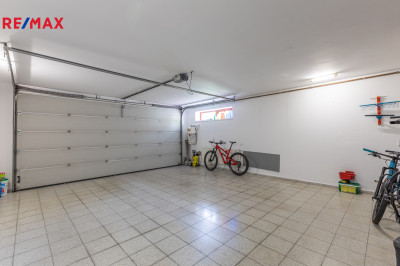 Prodej rodinného domu, 301 m2, Beroun