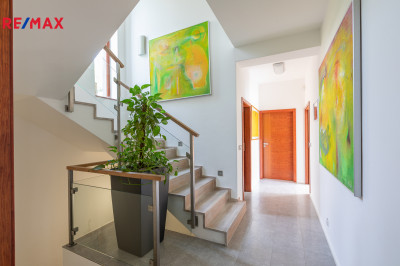 Prodej rodinného domu, 301 m2, Beroun