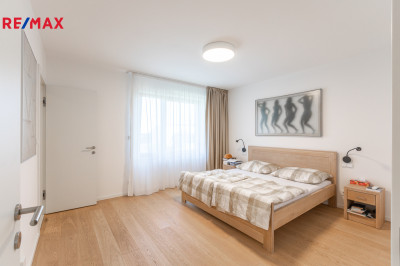 Pronájem vily, 339 m2, Praha