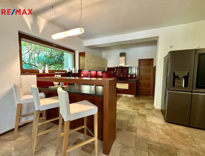 Prodej rodinného domu, 220 m2, Hrusice