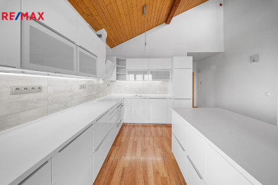 Prodej rodinného domu, 187 m2, Praha