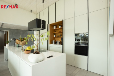 Prodej rodinného domu, 276 m2, Praha