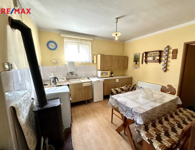 Prodej rodinného domu, 221 m2, Bobnice