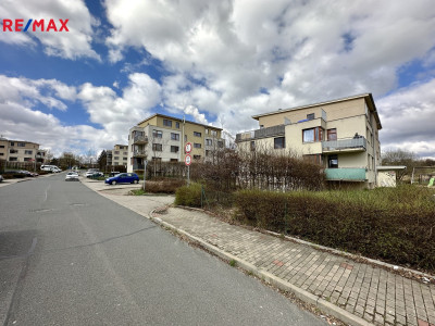 Prodej garážového stání, 14 m2, Praha