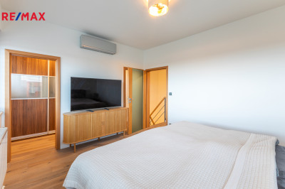 Prodej rodinného domu, 230 m2, Praha