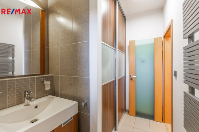 Prodej rodinného domu, 230 m2, Praha