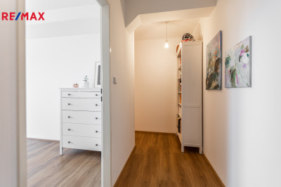 Prodej bytu 2+kk, 67 m2, Praha