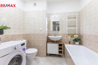 Prodej bytu 2+kk, 67 m2, Praha