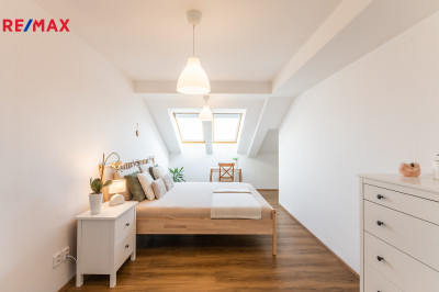 Prodej bytu 2+kk, 67 m2, Praha