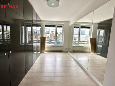Pronájem bytu 4+kk, 114 m2, Praha
