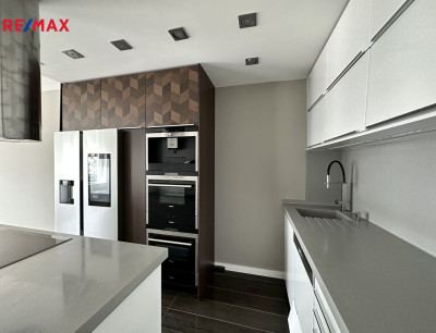 Pronájem bytu 4+kk, 114 m2, Praha