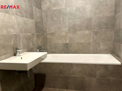 Pronájem bytu 1+kk, 38,3 m2, Praha