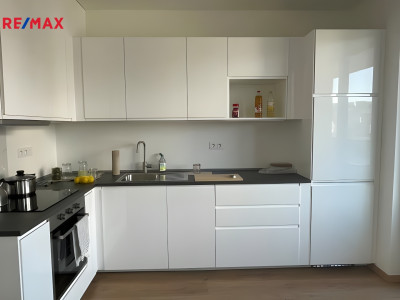 Pronájem bytu 1+kk, 38,3 m2, Praha