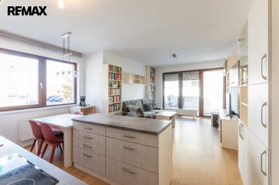 Pronájem bytu 2+kk, 55 m2, Praha