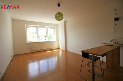 Pronájem bytu 2+kk, 50 m2, Praha
